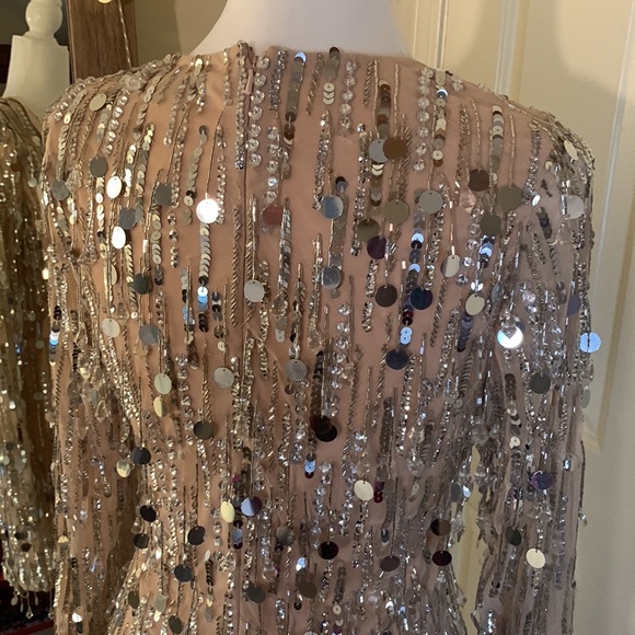 MAC DUGGAL
Long Sleeve Beaded Fringe Plunge Neck Dress Mini Anthropologie - Picture 12 of 17